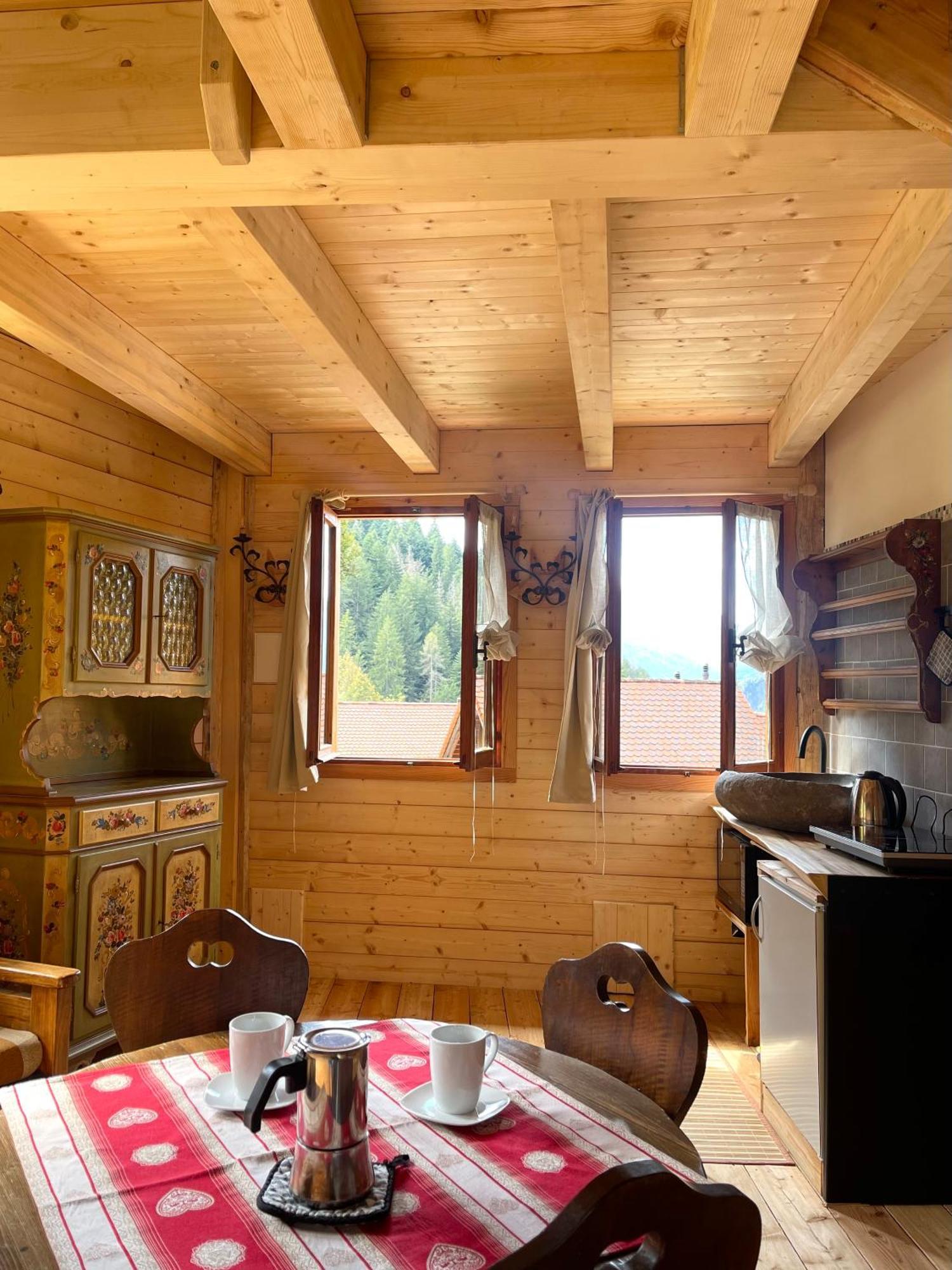 Dolomiti Village Comeglians エクステリア 写真